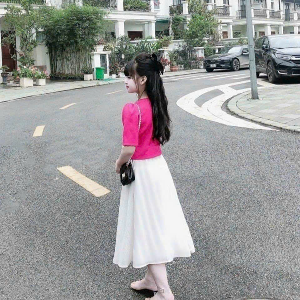 [🆕🇻🇳]  Sunny kids – Quần áo trẻ em 🧑‍🧒❤️️👶⭐️ SET THIẾT KẾ DÁNG TIỂU THƯ BÁNH BÈO
Shop ko giữ đơn.
Tất cả các mẫu đều có sẵn.
———————————
SunnyKids – quần áo trẻ em
Chuyên thời trang trẻ em
Đối diện , shares-0✔️ , likes-0❤️️ , date-2025-06-15 02:32:19🇻🇳🇻🇳🇻🇳📰🆕