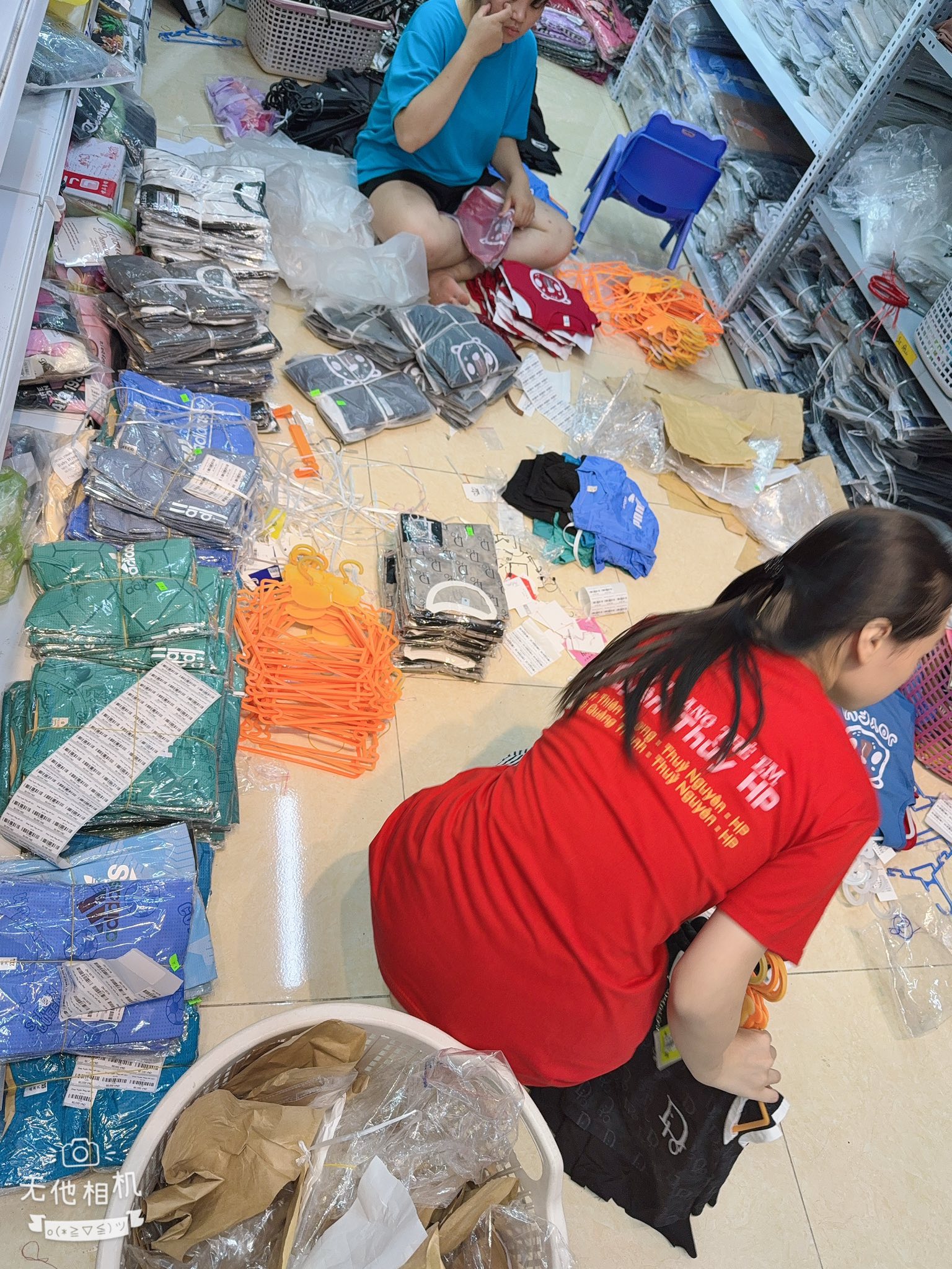 [🆕🇻🇳]  Tuyên Thuỳ Hải Phòng Shop Quần Áo Trẻ Em-Đồ Sơ Sinh-Giày Dép-Bỉm 🧑‍🧒❤️️👶⭐️ Chị em yên tâm hàng sale nhưng ra mẫu nhanh hơn bão ak
, shares-0✔️ , likes-53❤️️ , date-2025-06-21 03:00:25🇻🇳🇻🇳🇻🇳📰🆕