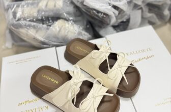 [🆕🇻🇳] TRẦN VÂN STORE Chuyên bán sỉ và lẻ giày dép,túi xách,quần áo,mỹ phẩm 👕 Top1Fashion 👗  Dép về sẵn shop
, shares-0✔️ , likes-1❤️️ , date-2025-06-21 03:09:37🇻🇳🇻🇳🇻🇳📰🆕