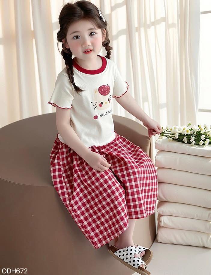 [🆕🇻🇳] Shop TOM BABY  Chuyên Bỉm,Thời trang cho bé,các loại Bánh kẹo, Kem, Thực phâm dinh dưỡng 🧑‍🧒❤️️👶⭐️  ĐŨA TẬP GẮP KUKU – DÙNG ĐŨA THẬT DỄ DÀNG MẸ ƠI! 
 Giai đoạn tập sử dụng đũa luôn làm bé cảm thấy khó nhằn. Phải làm sao đây mẹ nhỉ?? 

 Không s , shares-0✔️ , likes-0❤️️ , date-2025-06-25 00:00:27🇻🇳🇻🇳🇻🇳📰🆕