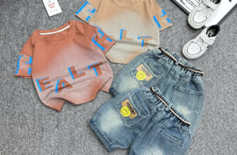 [🆕🇻🇳]  Sunny kids – Quần áo trẻ em 🧑‍🧒❤️️👶⭐️  SET LOANG MÀU PHỐI JEAN – NHÌN LÀ MÊ
Bé mặc vào là auto chất chơi người dơi liền mẹ ơi!
Áo loang màu ombre siêu độc đáo – phối chữ nổi bật
Quần jean wa , shares-0✔️ , likes-1❤️️ , date-2025-06-25 01:07:46🇻🇳🇻🇳🇻🇳📰🆕