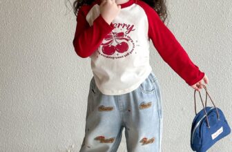 [🆕🇻🇳] Thảo Lâm Baby Shop – Cửa hàng quần áo sơ sinh – trẻ em 🧑‍🧒❤️️👶⭐️ Set này mặc hè thu có bị iu hơm ạÁo cotton + quần denim . Bé trong Nam mặc thoải mái nha mẹ.Bảng size tham khảo :Size 90 12-14kg
Size 100 14-16kg
Si , shares-0✔️ , likes-3❤️️ , date-2025-06-29 16:02:53🇻🇳🇻🇳🇻🇳📰🆕