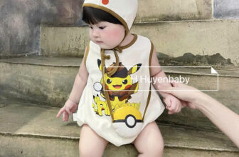 [🆕🇻🇳]  Thuỷ Nghé Kids  – Chuyên sỉ SLL quần áo Thời Trang Trẻ Em & Sơ Sinh đầy đủ các mẫu 🧑‍🧒❤️️👶⭐️  PIKACHU ĐIỆU MÀ NGẦU
Mẫu này siêu hợp cho bé nào thích nổi bật nha
Hình in rõ nét – sắc màu tươi sáng – không phai sau giặt
Mũ tai dài – bé đội lên là  , shares-0✔️ , likes-0❤️️ , date-2025-06-28 18:57:15🇻🇳🇻🇳🇻🇳📰🆕