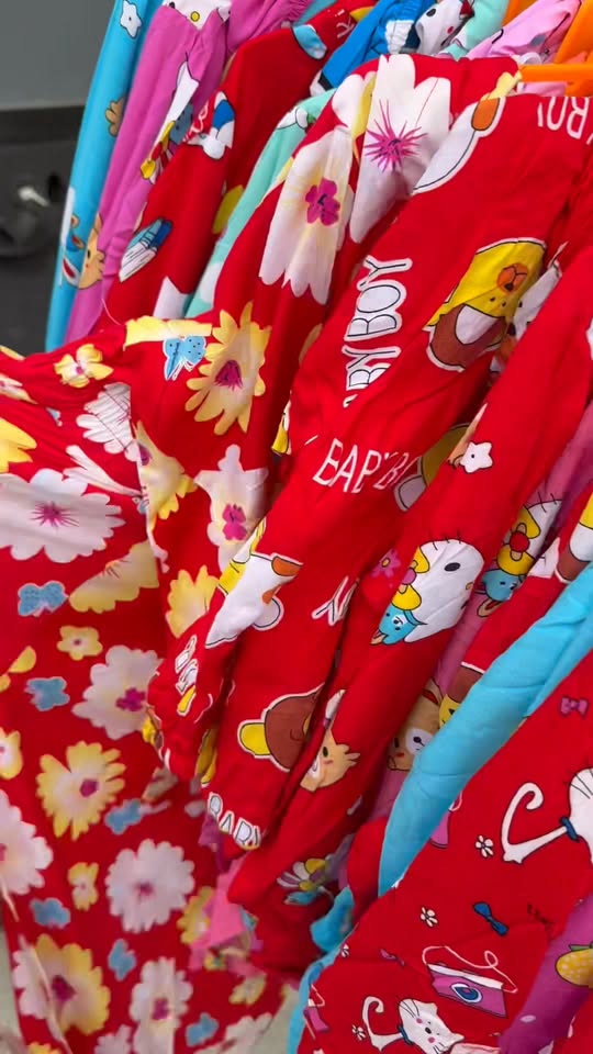 [🆕🇻🇳]  Tuyên Thuỳ Hải Phòng Shop Quần Áo Trẻ Em-Đồ Sơ Sinh-Giày Dép-Bỉm 🧑‍🧒❤️️👶⭐️ Sale #10k mời chị em , shares-0✔️ , likes-0❤️️ , date-2025-06-30 23:52:05🇻🇳🇻🇳🇻🇳📰🆕