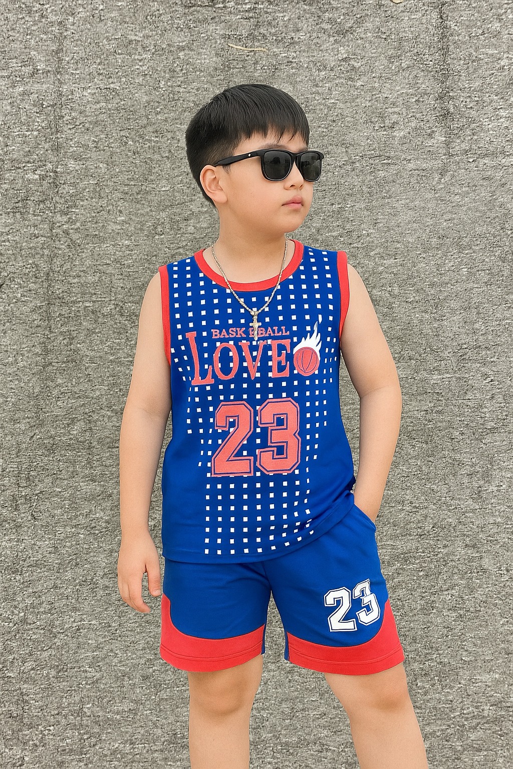 [🆕🇻🇳]  Sunny kids – Quần áo trẻ em 🧑‍🧒❤️️👶⭐️ BÉ TRAI CHẤT PHÁT NGẤT
Set thể thao bóng rổ số 23 – chuẩn gu “cool ngầu” hè này
Chất cotton mịn, mát rười rượi – mặc cả ngày không bí, không nóng
Đủ siz , shares-0✔️ , likes-0❤️️ , date-2025-06-28 17:47:57🇻🇳🇻🇳🇻🇳📰🆕