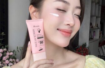 [🆕🇻🇳] TRẦN VÂN STORE Chuyên bán sỉ và lẻ giày dép,túi xách,quần áo,mỹ phẩm 👕 Top1Fashion 👗  Kem Chống Nắng Hemia có gì #Đặc_Biệt
Kem chống nắng vật lý lai hóa học quang phổ rộng Hemia sun cream có tác dụng hỗ trợ bảo vệ hữu hiệu cho làn da khôn , shares-0✔️ , likes-0❤️️ , date-2025-07-06 02:38:36🇻🇳🇻🇳🇻🇳📰🆕