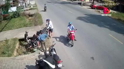 [🆕🇻🇳] Váy thiết kế sang chảnh 👕 Top1Fashion 👗  Năm tam tai kiểu…  , shares-0✔️ , likes-10❤️️ , date-2023-04-02 00:50:17🇻🇳🇻🇳🇻🇳📰🆕