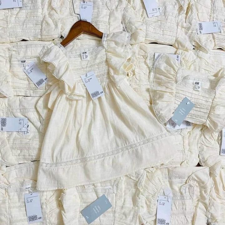 [🆕🇻🇳] Sushi Fashion – Đồ cho bé yêu 🧑‍🧒❤️️👶⭐️  Váy cánh tiên xinh quá các mẹ ơi – đơn giản –  điệu đà, đi học đi chơi đều đẹp mà mát lắm ạ
Chỉ có #99k thôi ạ!
Gia Huy Store – Bé yêu của mẹ
“Sunny Kids  , shares-0✔️ , likes-4❤️️ , date-2022-05-16 03:27:17🇻🇳🇻🇳🇻🇳📰🆕