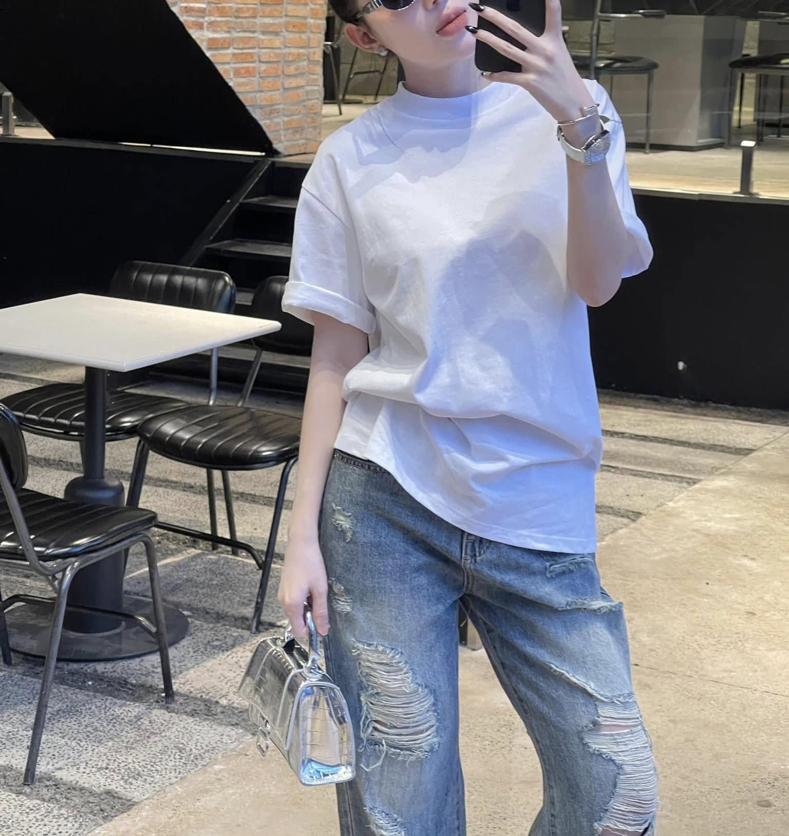 [🆕🇻🇳] HELEN – Fashion Design – Thiết kế & Thời trang 👕 Top1Fashion 👗  GIÁ CHỈ 139k/ áo( chất cotton cao cấp 250gsm )
Được kiểm tra hàng trước khi thanh toán
Hình do shop tự chụp nên bảo đảm chất lượng như hình
Áo Thun cotton  , shares-3✔️ , likes-4❤️️ , date-2024-11-07 00:04:24🇻🇳🇻🇳🇻🇳📰🆕