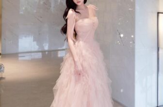 [🆕🇻🇳] Penelope.studio – Don’t stress about the dress, we’ll dress you to impress 👕 Top1Fashion 👗  Vivienne phiên bản màu mới và sự thay đổi 1 chút chiều dài tạo nên sự thướt tha. Các chi tiết bèo chỉ tinh tế tôn lên vóc dáng để các nàng toả sáng. Nhanh  , shares-254✔️ , likes-873❤️️ , date-2025-01-10 18:26:05🇻🇳🇻🇳🇻🇳📰🆕