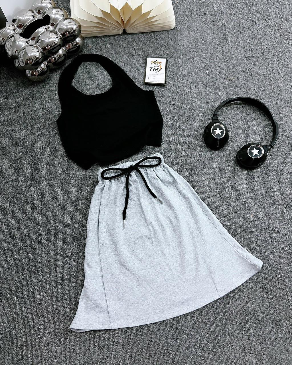 [🆕🇻🇳] Baby Box – Chuyên hàng Authentic các thương hiệu Carter, Tuclothing, Ne 🧑‍🧒❤️️👶⭐️ 𝗚𝗔̂́𝗣  𝗚𝗔̂́𝗣
Sà lé tận 𝟳𝟬% rồi đó ạ. Ố ly #155k + cân
Mẫu chân váy denim mới lên kệ sêu vẫn còn đủ sz các mạ ưi
Sz từ 18 – 24m – 9 – 10y
Mặc đi chơi đi học , shares-0✔️ , likes-0❤️️ , date-2024-06-23 22:31:32🇻🇳🇻🇳🇻🇳📰🆕