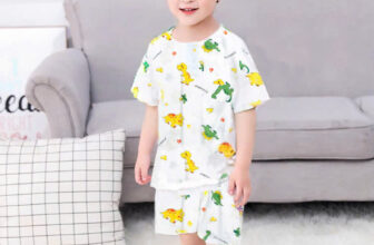 [🆕🇻🇳] KIXKI – Xưởng kho sỉ buôn thời trang trẻ em 🧑‍🧒❤️️👶⭐️  BỘ TOLE BÉ TRAI – NHẬP LÀ HẾT, CHỐT LÀ CÓ LỜI! 
 MÁT MẺ, CUTE, DỄ BÁN, LÃI CAO!

 Vải tole cao cấp, mềm mịn, thoáng khí, bé mặc siêu mát!

 Dáng bộ sọt cổ , shares-1✔️ , likes-3❤️️ , date-2025-02-28 16:03:12🇻🇳🇻🇳🇻🇳📰🆕