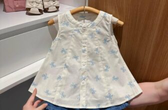 [🆕🇻🇳] Sâu Boutique 🧑‍🧒❤️️👶⭐️ Áo sơ mi nơ chất liệu thô Hàn siêu mềm #149K các mom ơiii
Sz 1(9-11kg) khoảng 0-1.5y(85cm đổ về)
Sz 2(11-13kg) khoảng 1.5y-2.5y(95cm đổ về)
Sz 3(13-15kg) k , shares-0✔️ , likes-2❤️️ , date-2024-04-23 03:43:22🇻🇳🇻🇳🇻🇳📰🆕