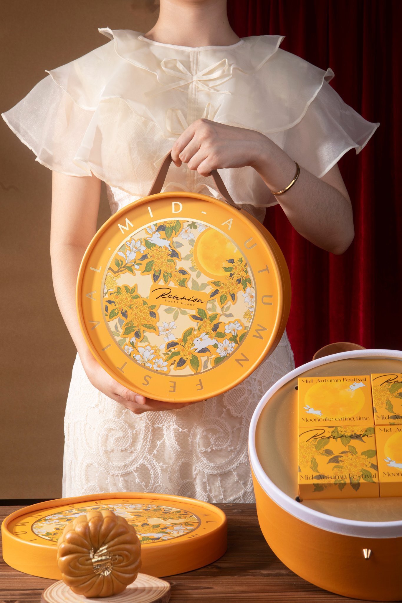 [🆕🇻🇳] Tiệm Bánh Handmade 🍔 Top1Food  🍜  Mùa trăng rằm lại về, mang theo hương vị ngọt ngào của những chiếc bánh trung thu. Bạn đã sẵn sàng khám phá một trải nghiệm ẩm thực mới lạ và độc đáo chưa , shares-0✔️ , likes-266❤️️ , date-2024-08-11 22:29:45🇻🇳🇻🇳🇻🇳📰🆕