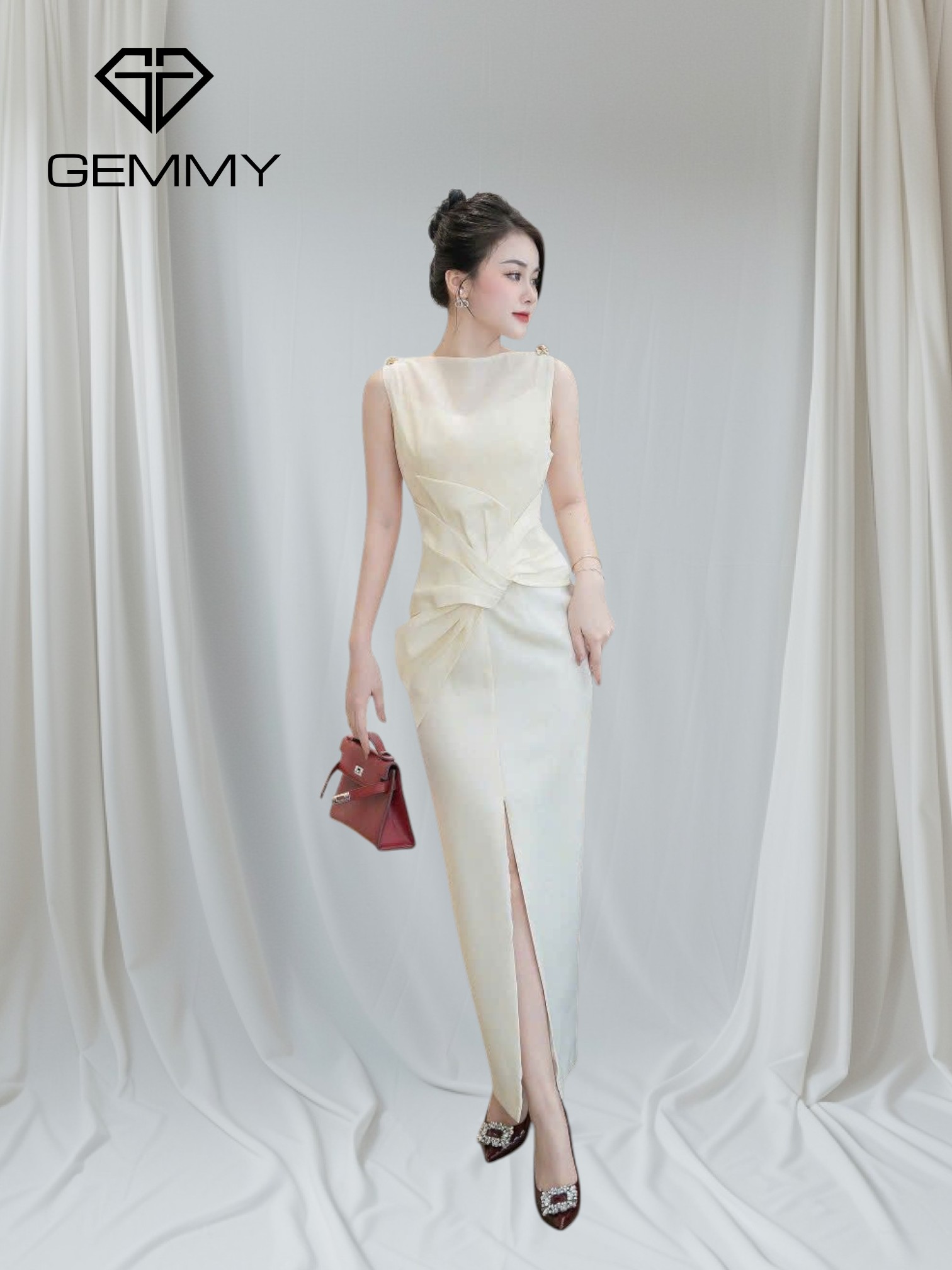 [🆕🇻🇳] GEMMY – chuyên đồ bộ – áo phao – giầy dép 👕 Top1Fashion 👗  [HOT TREND] Váy body xoắn lơ eo – Item “chân ái” cho nàng tự tin khoe dáng!Thiết kế body tôn dáng, điểm nhấn xoắn lơ eo tinh tế giúp che khuyết điểm khéo , shares-4✔️ , likes-42❤️️ , date-2025-04-14 06:39:59🇻🇳🇻🇳🇻🇳📰🆕