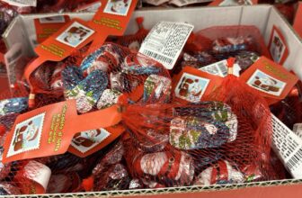 [🆕🇻🇳] KICO TÂN THÀNH – THỜI TRANG TRẺ EM HOTTREND – Hàng VN – Hàng QCCC 🧑‍🧒❤️️👶⭐️ Kẹo chocolate Úc- phiên bản Giáng Sinh
1 set gồm 1 túi kẹo 72gr trong hộp quà Giáng Sinh
#99k/hộp.
, shares-0✔️ , likes-3❤️️ , date-2024-12-17 14:39:31🇻🇳🇻🇳🇻🇳📰🆕