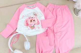 [🆕🇻🇳] Kem Bơ – Đồ xinh cho bé Chuyên quần áo hot trend cho bé 🧑‍🧒❤️️👶⭐️ Hết Labubu lại đến #BabyThree, shop up trend mệt nghỉ
• Chất thun co dãn 4 chiều mềm mịn, form áo rút dây chất chơi
• Size 12-35kg
• Miễn ship từ 2 bộ, đư , shares-6✔️ , likes-368❤️️ , date-2024-12-06 19:03:06🇻🇳🇻🇳🇻🇳📰🆕