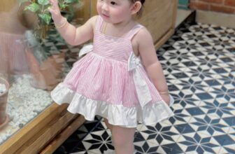 [🆕🇻🇳] BabyBeer Design 🧑‍🧒❤️️👶⭐️ HÀNG SẴN SHIPPPPPSet gồm: Váy +Chip
Chất liệu: thô cotton𝘽𝙖̉𝙣𝙜 𝙨𝙞𝙯𝙚 𝙩𝙝𝙖𝙢 𝙠𝙝𝙖̉𝙤M: 10-12kg
L:  12-14kg
Xl: 14-16kg
Xxl: 16-18kg (+30k)
3Xl: 18-20kg  , shares-0✔️ , likes-1❤️️ , date-2025-04-21 01:55:10🇻🇳🇻🇳🇻🇳📰🆕