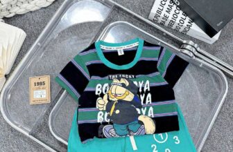 [🆕🇻🇳] Chuyên Quần Aó Trẻ Em – B.C Angles 🧑‍🧒❤️️👶⭐️ *Sét bộ côtton cho bé trai.
Chất liệu cotton tàu.Vải kẻ đẹp lạ.bé mặc sang- sạch – đẹp..
Size: 9-15kg, Giá: 105k
Size: 16-25kg, Giá: 110k/ bộ
𝙈𝙤̛̉ 𝙘𝙪̛̉𝙖: , shares-0✔️ , likes-0❤️️ , date-2025-03-27 01:48:48🇻🇳🇻🇳🇻🇳📰🆕