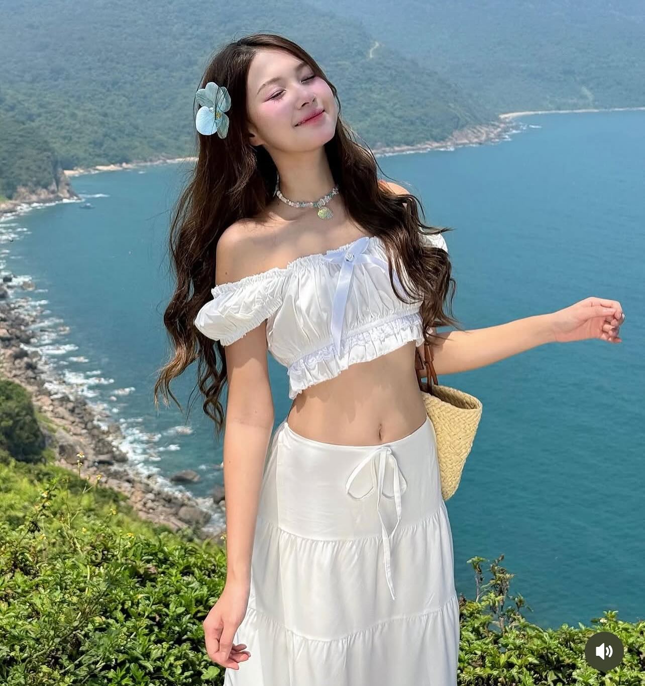 [🆕🇻🇳] Luvus.studio 👕 Top1Fashion 👗  Trời xanh mây trắng
, shares-0✔️ , likes-3❤️️ , date-2025-05-07 03:04:15🇻🇳🇻🇳🇻🇳📰🆕