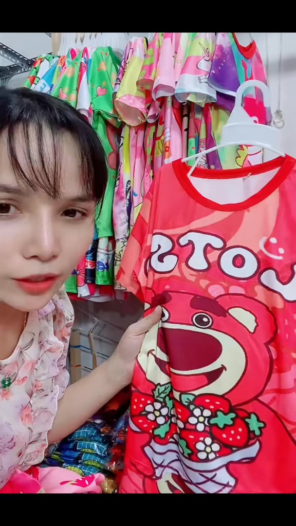 [🆕🇻🇳] Xưởng May Phụng Lê – chuyên sỉ lẻ đồ bộ trẻ e giá rẻ 🧑‍🧒❤️️👶⭐️ Bên e chuyên sỉ và lẻ đồ trẻ e giá rẻ
Size 5-55kg
Kiểm tra trước khi thanh toán nha
Lẻ : 3b 100k
5b 100k
6b 100k
Khách sỉ kb Zalo nh , shares-0✔️ , likes-0❤️️ , date-2025-06-11 00:47:09🇻🇳🇻🇳🇻🇳📰🆕