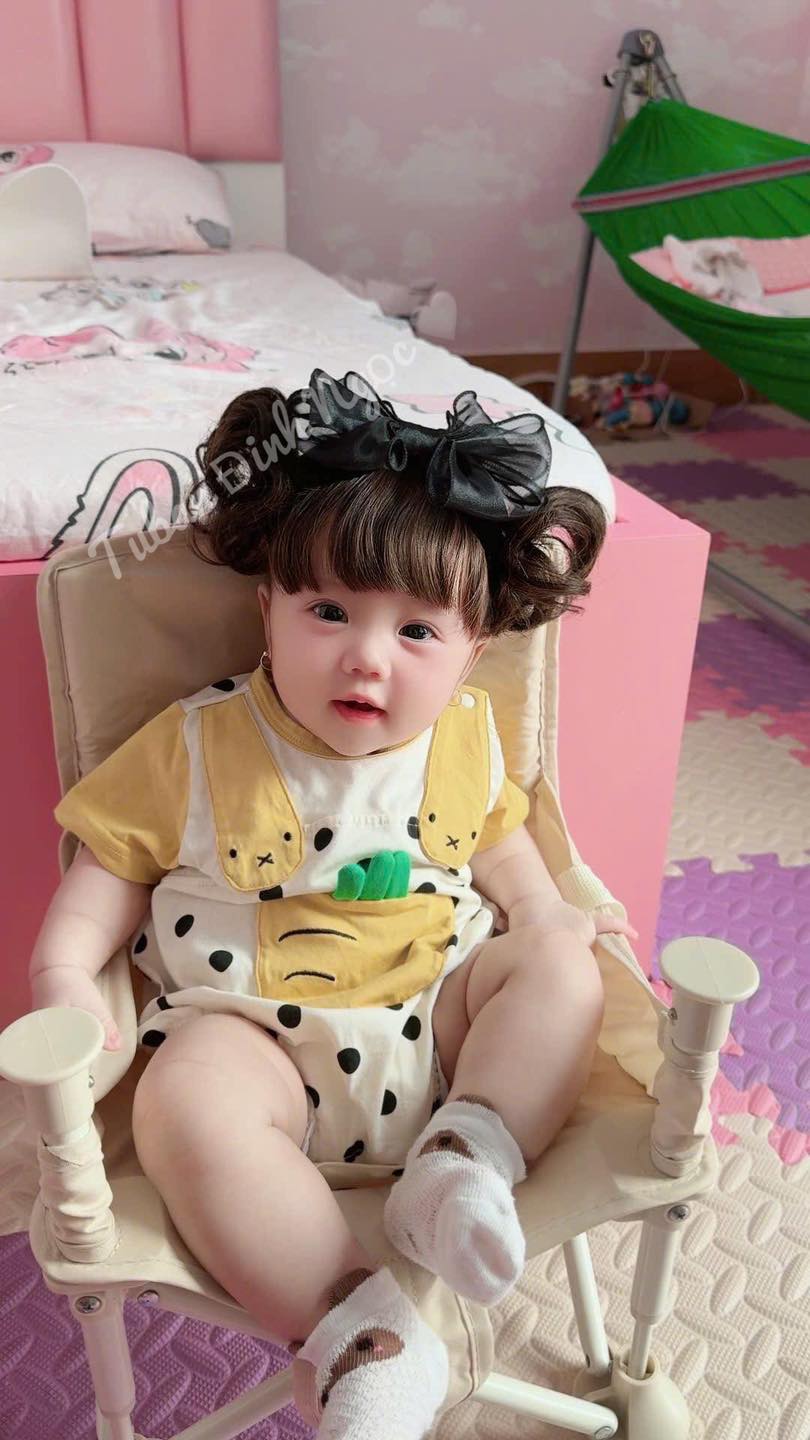 [🆕🇻🇳] Turban Đinh Ngọc – Turban cho bé yêu 🧑‍🧒❤️️👶⭐️ #TÓC  CẢ ĐẦU 
#TURBAN XINH
𝐌𝐮𝐨̂́𝐧 𝐬𝐚𝐧𝐠 𝐭𝐡𝐢̀ 𝐛𝐚̆́𝐜 𝐜𝐚̂̀𝐮 𝐊𝐢𝐞̂̀𝐮
MUỐN CON CÓ TÓC THÌ VỀ𝐭𝐞𝐚𝐦 𝐞𝐦
 ĐỪNG LƯỚT QUA NẾU BẠN CÓ MỘT CÔ CON GÁI 
 𝑩𝑺𝑻 𝑪𝒖𝒕𝒆 𝒏𝒉𝒂̂́𝒕 𝒎𝒂̀ , shares-30✔️ , likes-11K❤️️ , date-2025-06-04 06:13:34🇻🇳🇻🇳🇻🇳📰🆕