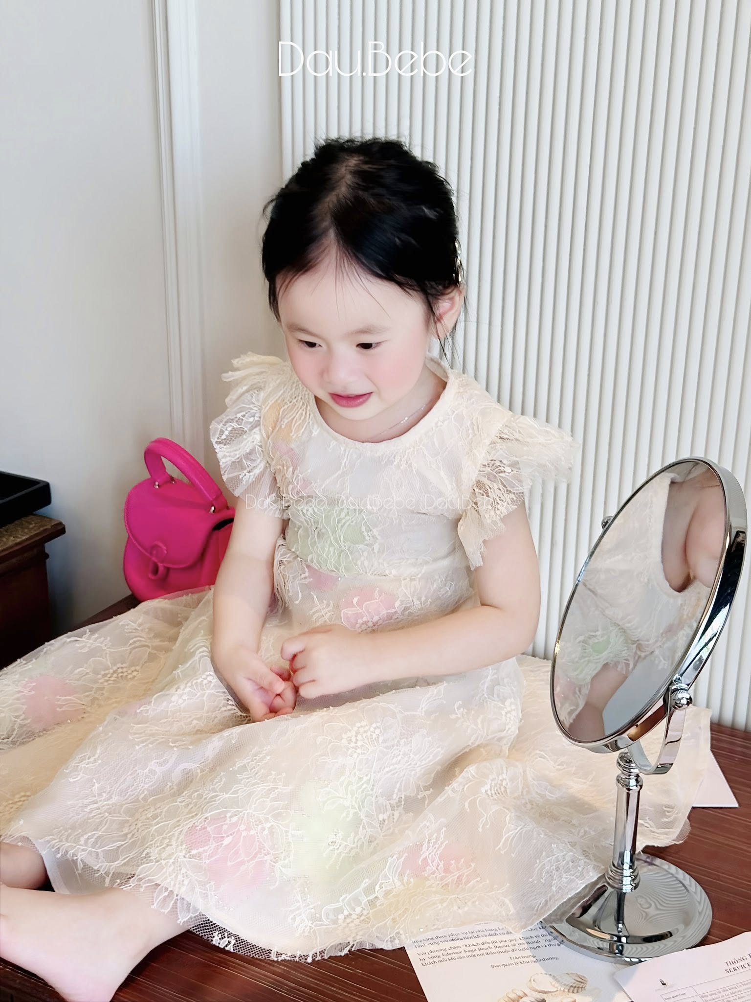 [🆕🇻🇳] Dau.Bebe – Đồ trẻ em 🧑‍🧒❤️️👶⭐️ 𝐋𝐢𝐦𝐢𝐭𝐞𝐝 𝐄𝐝𝐢𝐭𝐢𝐨𝐧:
Mang đến vẻ đẹp thanh khiết và rạng rỡ cho bé với 𝐇𝐞𝐥𝐞𝐧 𝐃𝐫𝐞𝐬𝐬 – phiên bản giới hạn!
———
Màu : Kem
Size : Xs | S | M——————
Customer Serv , shares-2✔️ , likes-7❤️️ , date-2025-06-10 04:03:55🇻🇳🇻🇳🇻🇳📰🆕