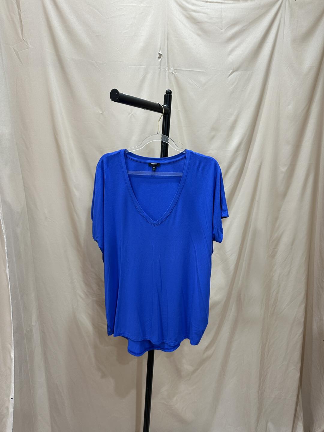 [🆕🇻🇳] GẠO – Vnxk – chuyên hàng xuất xịn,- độc đáo- giá hợp lý  👕 Top1Fashion 👗  C em nào thích oversize thoải mái nhé
Ib em ship ngay con này, mát lịm luôn
280k
, shares-0✔️ , likes-0❤️️ , date-2025-07-27 12:22:01🇻🇳🇻🇳🇻🇳📰🆕