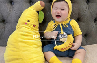 [🆕🇻🇳]  Thuỷ Nghé Kids  – Chuyên sỉ SLL quần áo Thời Trang Trẻ Em & Sơ Sinh đầy đủ các mẫu 🧑‍🧒❤️️👶⭐️  MẪU MINION ÁO RỜI + YẾM + TÚI SIÊU CƯNG
Lên ảnh “auto” nổi bật – bé mặc set này chụp ở đâu cũng nổi bật!
Áo thun vàng cotton xịn
Yếm rời màu xanh form  , shares-0✔️ , likes-0❤️️ , date-2025-07-02 05:28:07🇻🇳🇻🇳🇻🇳📰🆕