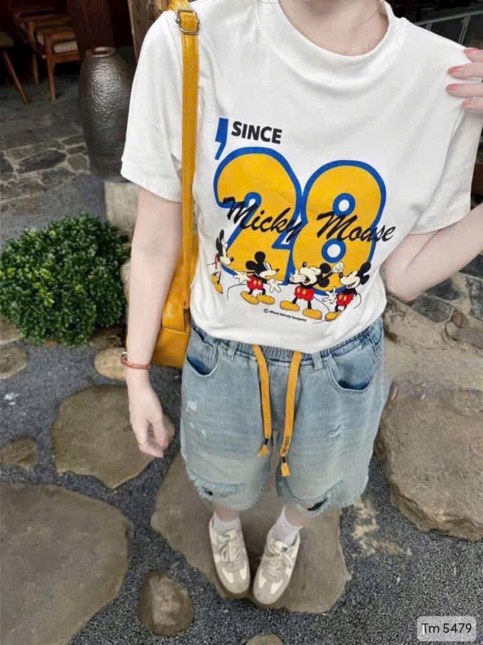 [???] Deplen – Quần áo  ? Top1Fashion ?  The summer vibe girls loveĐơn giản và cơ bản nhưng luôn là outfit mà các cô gái yêu. Bước vào hè cùng “Somi Tube Top” và chiếc quần “Cargo Candy Pants”  , shares-2✔️ , likes-6❤️️ , date-2025-05-28 04:30:14????????