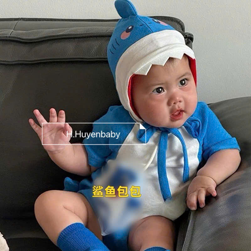 [🆕🇻🇳]  Thuỷ Nghé Kids  – Chuyên sỉ SLL quần áo Thời Trang Trẻ Em & Sơ Sinh đầy đủ các mẫu 🧑‍🧒❤️️👶⭐️  MẶC BABY SHARK XANH – BÉ NHƯ CHÚ CÁ MẬP BIẾT CƯỜIBộ 3 món:
Body chip tay ngắn – có đuôi cá nhỏ
Mũ rời tai thú dựng
Túi đeo cá mập xanhVải mềm mị , shares-0✔️ , likes-1❤️️ , date-2025-07-03 15:01:57🇻🇳🇻🇳🇻🇳📰🆕