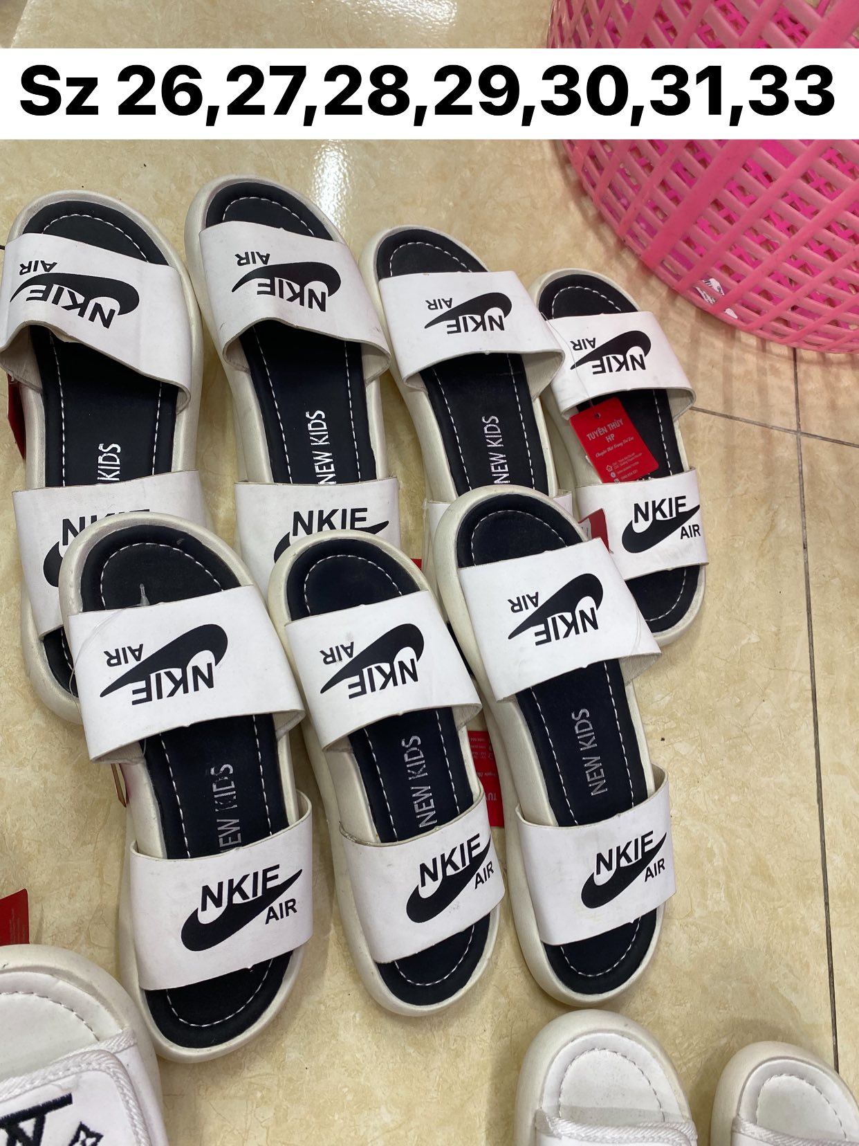 [🆕🇻🇳]  Tuyên Thuỳ Hải Phòng Shop Quần Áo Trẻ Em-Đồ Sơ Sinh-Giày Dép-Bỉm 🧑‍🧒❤️️👶⭐️ E sale #35k/đôi sz ở ảnh
Sz từ 26~34
, shares-0✔️ , likes-0❤️️ , date-2025-07-03 23:26:05🇻🇳🇻🇳🇻🇳📰🆕