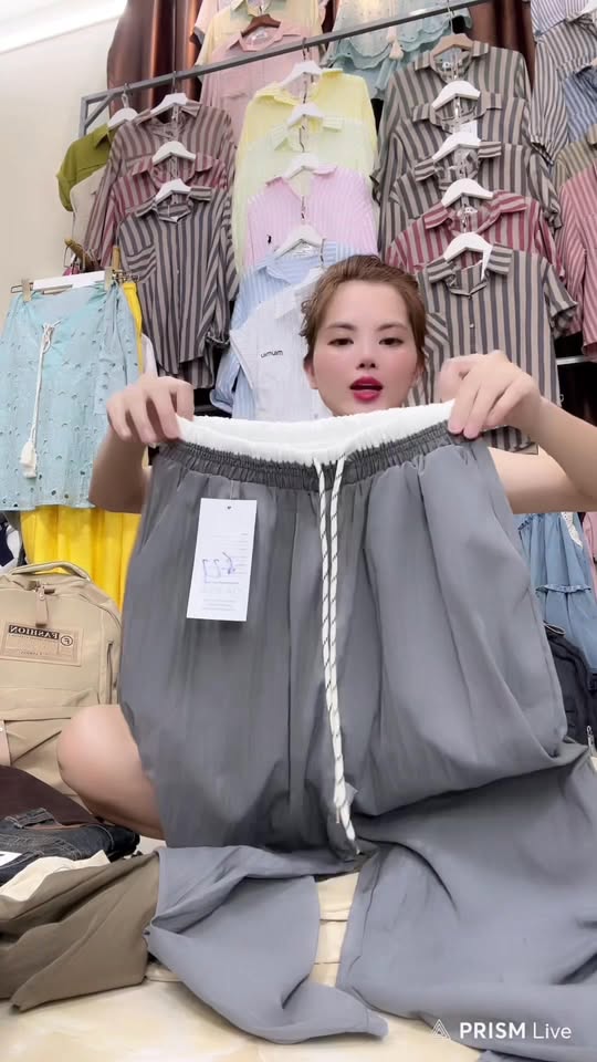 [🆕🇻🇳] Minh Tuyết Shop – Chuyên quần áo hót rẻ nhất thị trường 👕 Top1Fashion 👗  Nói chung là sáng xớm đã seo luôn thấy e vô liền thui nè rẻ lắm , shares-0✔️ , likes-253❤️️ , date-2025-07-06 13:11:03🇻🇳🇻🇳🇻🇳📰🆕