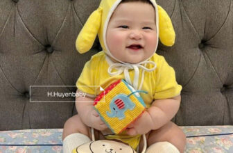 [🆕🇻🇳]  Thuỷ Nghé Kids  – Chuyên sỉ SLL quần áo Thời Trang Trẻ Em & Sơ Sinh đầy đủ các mẫu 🧑‍🧒❤️️👶⭐️  BODY CÚN VÀNG – BÉ MẶC VÀO NHƯ GẤU BÔNG BIẾT ĐIBody chip tay ngắn – hình cún vàng dễ thương
Mũ rời tai dài – bé đội nhìn là muốn ôm luôn
Túi đeo min , shares-0✔️ , likes-0❤️️ , date-2025-07-05 21:57:19🇻🇳🇻🇳🇻🇳📰🆕