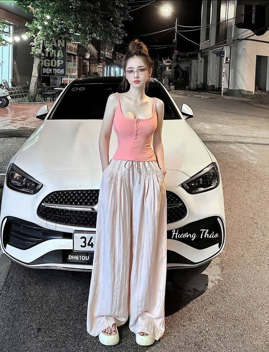 [🆕🇻🇳]  Thuỷ Nghé Kids  – Chuyên sỉ SLL quần áo Thời Trang Trẻ Em & Sơ Sinh đầy đủ các mẫu 🧑‍🧒❤️️👶⭐️ MÓN QUÀ CHO “CÔ GÁI NHỎ” NHÀ MẸ
Mỗi bé gái xứng đáng có ít nhất một chiếc váy công chúa
Mẫu mới mã 200184 vừa về tại Thủy Nghé Kids – H.Huyenbaby
Cổ bè , shares-0✔️ , likes-0❤️️ , date-2025-07-09 04:58:42🇻🇳🇻🇳🇻🇳📰🆕