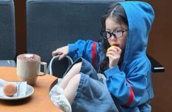 [🆕🇻🇳] Thảo Lâm Baby Shop – Cửa hàng quần áo sơ sinh – trẻ em 🧑‍🧒❤️️👶⭐️ Tời ơi cái áo khoác nó đẹpBắc – Trung – Nam các mẹ chốt hết cho em . Không đẹp em hoàn xiền luôn ạ.Bảng size tham khảo :Size 90 12-14kg
Size 100 14- , shares-0✔️ , likes-1❤️️ , date-2025-07-12 03:06:37🇻🇳🇻🇳🇻🇳📰🆕