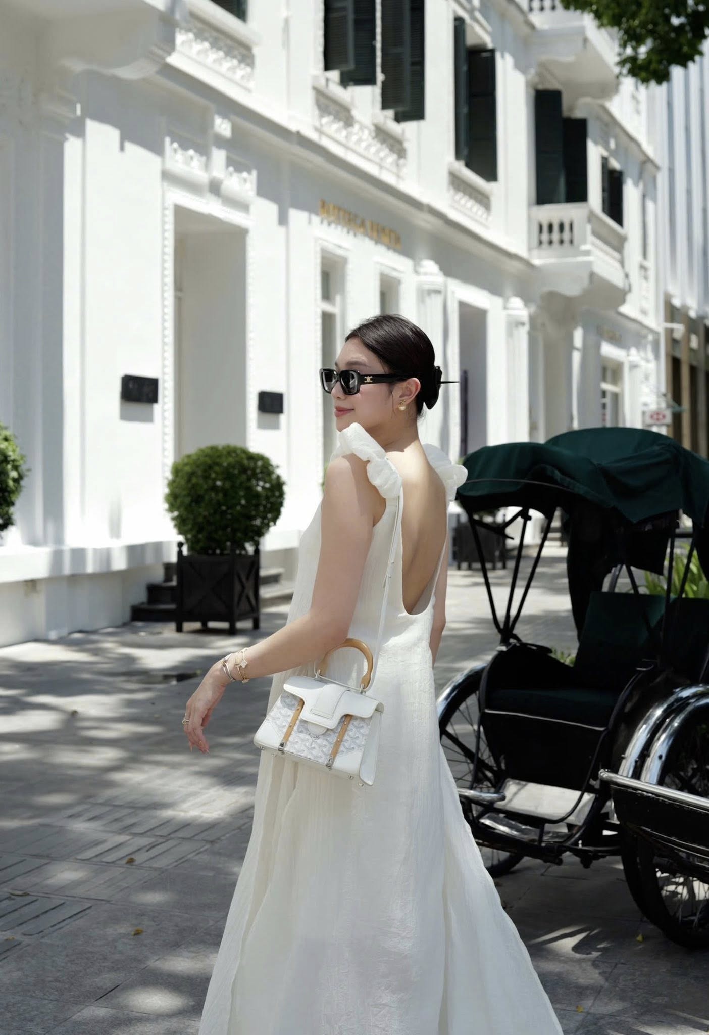 [🆕🇻🇳] LINH AU 👕 Top1Fashion 👗  𝐭𝐡𝐚𝐧𝐤 𝐲𝐨𝐮 𝐟𝐨𝐫 𝐲𝐨𝐮𝐫 𝐟𝐞𝐞𝐝𝐛𝐚𝐜𝐤 | Cảm ơn Blogger Trân Nguyễn (@traanxngg) đã chọn thiết kế bestseller Xavia của 𝐋𝐢𝐧𝐡 𝐀𝐮𝐗𝐚𝐯𝐢𝐚 𝐃𝐫𝐞𝐬𝐬 trong phiên bản màu trắ , shares-1✔️ , likes-20❤️️ , date-2025-07-06 06:15:02🇻🇳🇻🇳🇻🇳📰🆕