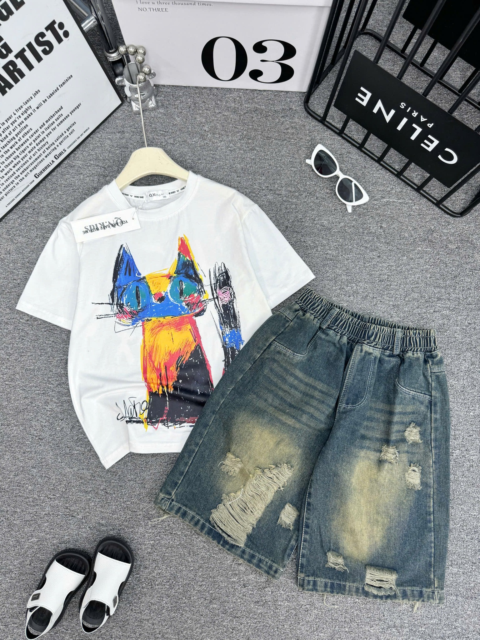 [🆕🇻🇳]  Sunny kids – Quần áo trẻ em 🧑‍🧒❤️️👶⭐️  Quần ngố hot trend cho bé gái cá tính
Set áo thun in hình mèo nghệ thuật phối quần ngố jean rách – đúng gu các bé năng động, cá tính nhưng vẫn siêu dễ th , shares-0✔️ , likes-1❤️️ , date-2025-07-09 03:16:12🇻🇳🇻🇳🇻🇳📰🆕