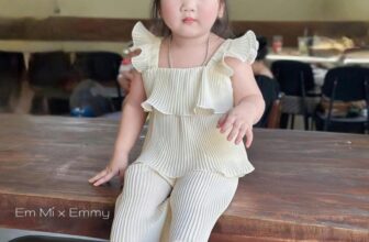 [🆕🇻🇳] Thảo Lâm Baby Shop – Cửa hàng quần áo sơ sinh – trẻ em 🧑‍🧒❤️️👶⭐️ Không chỉ xinh mà còn seo #40% . Only #1XXK.1 đôi thui ạ…Size 21 : chiều dài chân bé 12 – 12.5 cm
Size 22 : chiều dài chân bé 12.5 – 13 cm
Size 23 : chiề , shares-0✔️ , likes-2❤️️ , date-2025-07-09 01:00:41🇻🇳🇻🇳🇻🇳📰🆕