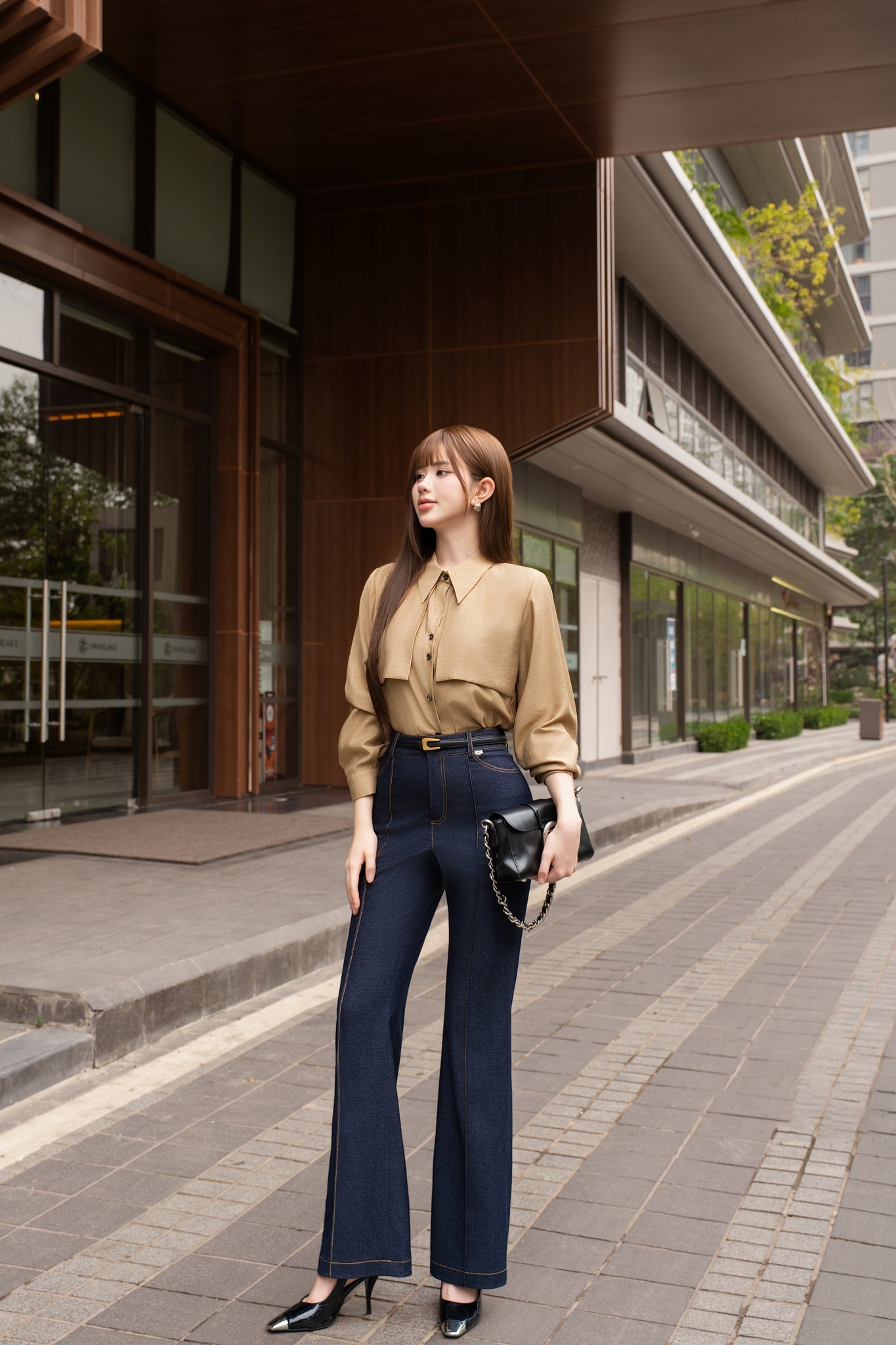 [🆕🇻🇳] Lamia Design – 208B Lê Văn Sỹ 👕 Top1Fashion 👗  Thanh Lịch Tỏa Sáng – Khi Phong Cách Thời Thượng Lên Tiếng
————
Vẫn là một outfit thanh lịch và kín đáo nhưng đủ sức nặng để nàng khẳng định dấu ấn , shares-0✔️ , likes-0❤️️ , date-2025-07-08 22:32:02🇻🇳🇻🇳🇻🇳📰🆕