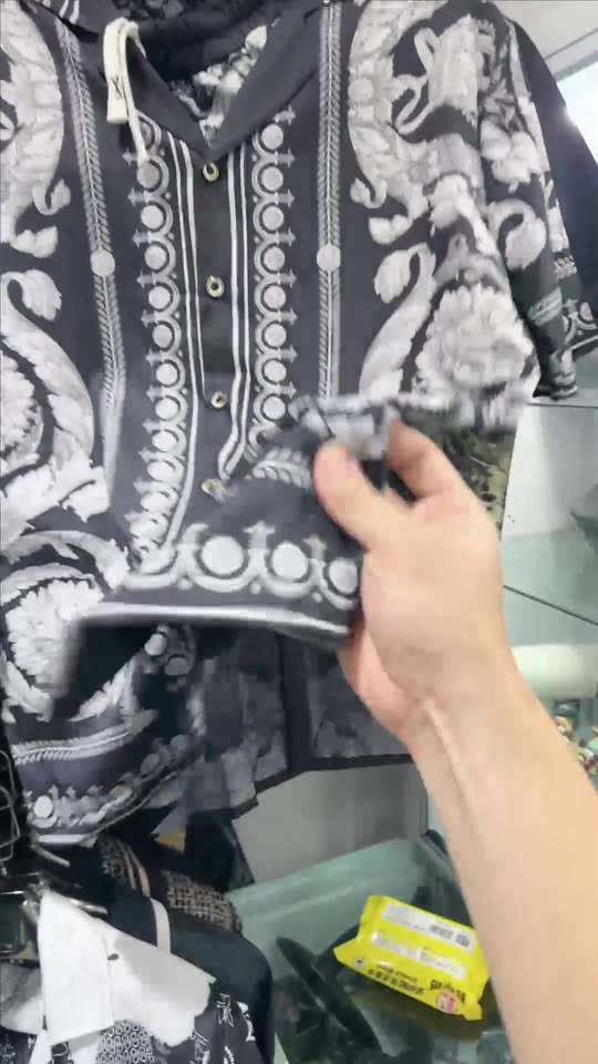 [🆕🇻🇳] KHÁNH THY dress – Thời trang nữ cao cấp hàng đầu tại thành phố Hồ Chí Minh 👕 Top1Fashion 👗  Lép hay hông lép thì cụng chả còn là vde nữa ời
Mặc auto xinh & sang ko có nhưng lun á
Váy có quần trong kh mặc ngắn quẩy thoải mái ko sợ hớ hênh 1 giây  , shares-0✔️ , likes-2❤️️ , date-2025-07-14 19:31:01🇻🇳🇻🇳🇻🇳📰🆕