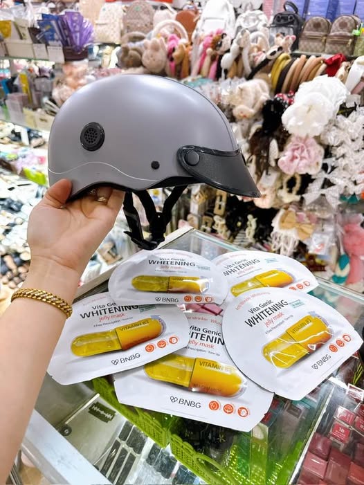 [🆕🇻🇳] TRẦN VÂN STORE Chuyên bán sỉ và lẻ giày dép,túi xách,quần áo,mỹ phẩm 👕 Top1Fashion 👗  Nón sơn sẵn shop
#55k đủ màu
, shares-0✔️ , likes-0❤️️ , date-2025-07-10 03:33:04🇻🇳🇻🇳🇻🇳📰🆕