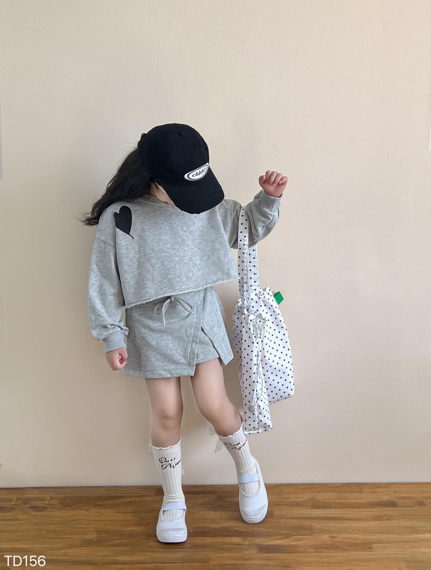 [🆕🇻🇳] Thảo Lâm Baby Shop – Cửa hàng quần áo sơ sinh – trẻ em 🧑‍🧒❤️️👶⭐️ Mua lẻ em nó nguyên áo đã gần 300k mẹ nhé . Em od nguyên set áo + chân váy chỉ #3xxk ạ.Bảng size tham khảo :Size 90 12-14kg
Size 100 14-16kg
Size 110 1 , shares-0✔️ , likes-1❤️️ , date-2025-07-17 14:02:29🇻🇳🇻🇳🇻🇳📰🆕