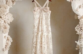 [🆕🇻🇳] Beloved – Cửa hàng quần áo 👕 Top1Fashion 👗  Alisa Dress sử dụng chất liệu ren theo hướng hiện đại, tối giản và dễ ứng dụng. Thiết kế dáng suông nhẹ, rủ tự nhiên tạo cảm giác thanh thoát. Đây là lựa c , shares-1✔️ , likes-53❤️️ , date-2025-07-21 05:27:42🇻🇳🇻🇳🇻🇳📰🆕