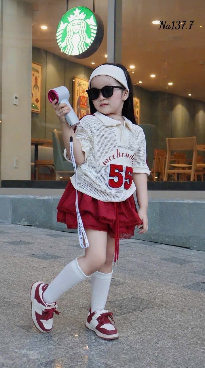 [🆕🇻🇳] Kem Vani Kids – Thời Trang Trẻ em 🧑‍🧒❤️️👶⭐️ Sét xinh này đủ làm các mẹ siu lòng chưa. Áo lưới thể thaooo xinh xỉu lunnn  phối chân váy có quần bên trong mềm xinh lắm. Áo hay váy mà tách mix nhiều thứ , shares-0✔️ , likes-1❤️️ , date-2025-07-14 16:00:35🇻🇳🇻🇳🇻🇳📰🆕