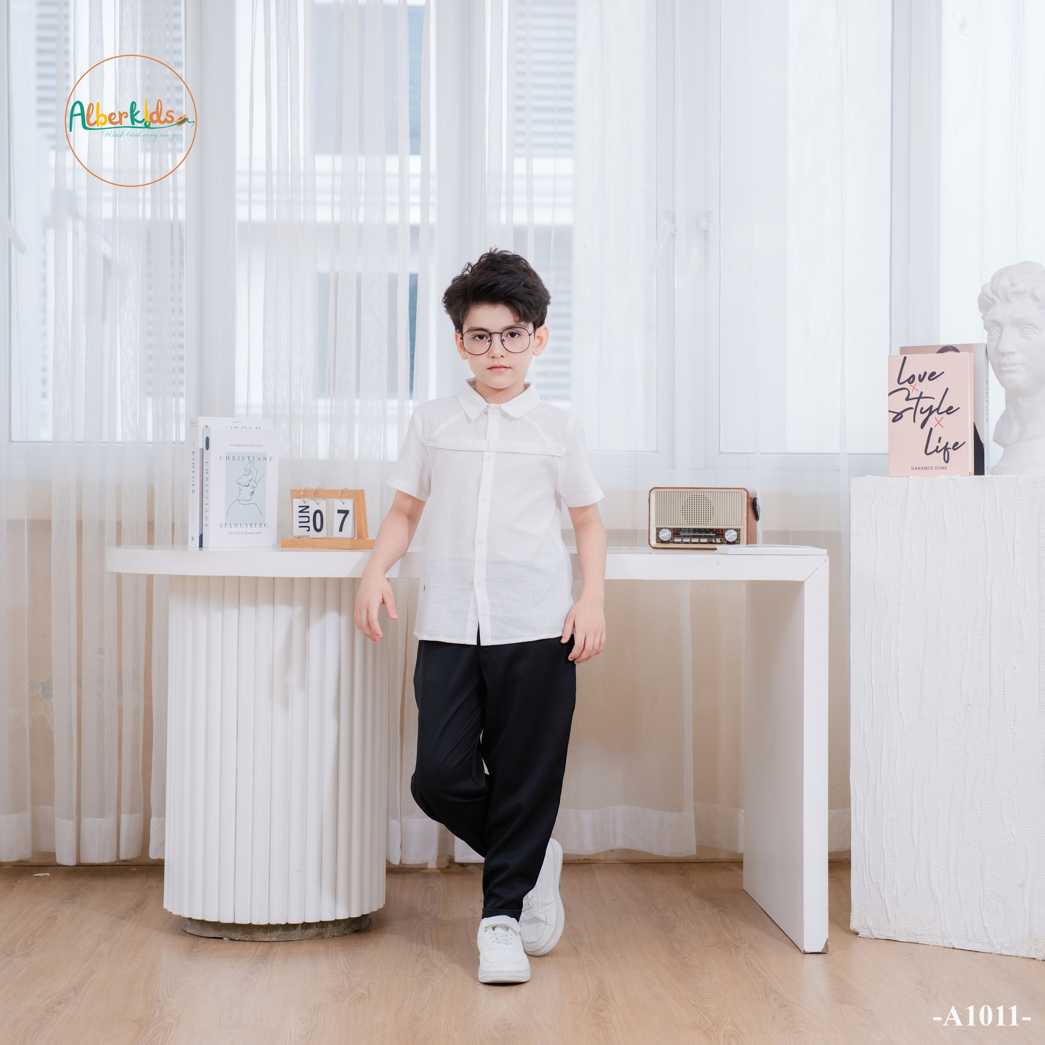 [🆕🇻🇳]  Alber Kids – Thời Trang Trẻ Em (Hàng Thiết Kế) 🧑‍🧒❤️️👶⭐️ 𝐀́𝐨 𝐬𝐨̛ 𝐦𝐢, 𝐪𝐮𝐚̂̀𝐧 𝐝𝐚̀𝐢 đ𝐢 𝐡𝐨̣𝐜 𝐜𝐡𝐨 𝐛𝐞́ 𝐭𝐫𝐚𝐢 
Áo sơ mi có cổ ngắn tay chất liệu thô cara mềm mại, lên chuẩn form, thấm hút mồ hôi cực mát mẻ
Quần âu form b , shares-1✔️ , likes-17❤️️ , date-2025-07-16 20:37:52🇻🇳🇻🇳🇻🇳📰🆕