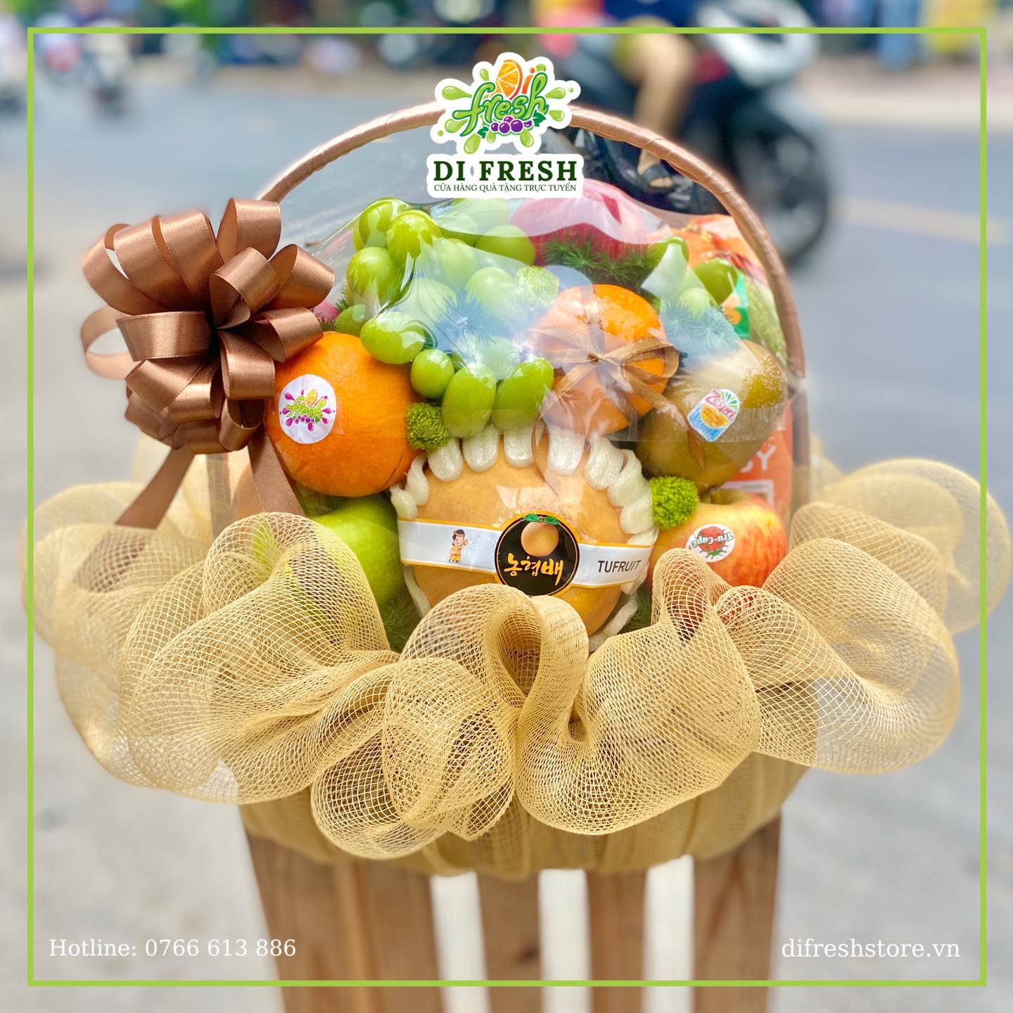 [🆕🇻🇳] Di Fresh Fruits – Cửa hàng trái cây nhập khẩu tươi sạch 🍔 Top1Food  🍜 TONE NÂU – BEST SELLER CHO MỌI DỊP!!!
Giỏ quả đầy đủ 5-6 loại quả: Cam, Táo, Quýt, Lê, Nho, Kiwi, đầy đặn 2 mặt, có sẵn tại cửa hàng ạ
————————————————
 Sh , shares-0✔️ , likes-2❤️️ , date-2025-07-16 19:41:51🇻🇳🇻🇳🇻🇳📰🆕