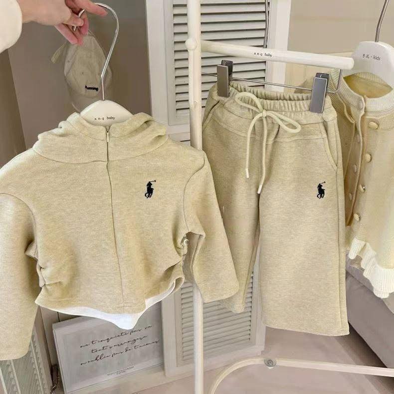 [🆕🇻🇳] Thảo Lâm Baby Shop – Cửa hàng quần áo sơ sinh – trẻ em 🧑‍🧒❤️️👶⭐️ Bộ đẹp như này chỉ #1xxk…Đầu nùa quá nhiều deal hời luôn – Set này chính vụ ko có dưới 300k đâu ạ.Bảng size tham khảo :Size 90 12-14kg
Size 100 14-16 , shares-0✔️ , likes-2❤️️ , date-2025-07-11 14:33:30🇻🇳🇻🇳🇻🇳📰🆕