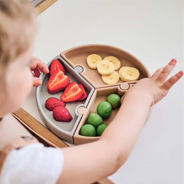 [🆕🇻🇳] Minikoioi Việt Nam – thương hiệu đồ dùng ăn dặm cho bé từ Thổ Nhĩ Kỳ 🧑‍🧒❤️️👶⭐️  Ăn dặm khoa học – Bé vui khỏe mỗi ngày cùng khay ăn chia ngăn Minikoioi!Bé hứng thú hơn với mỗi bữa ăn nhờ thiết kế chia ngăn thông minh, giúp mẹ dễ dà , shares-1✔️ , likes-24❤️️ , date-2025-07-08 22:21:21🇻🇳🇻🇳🇻🇳📰🆕