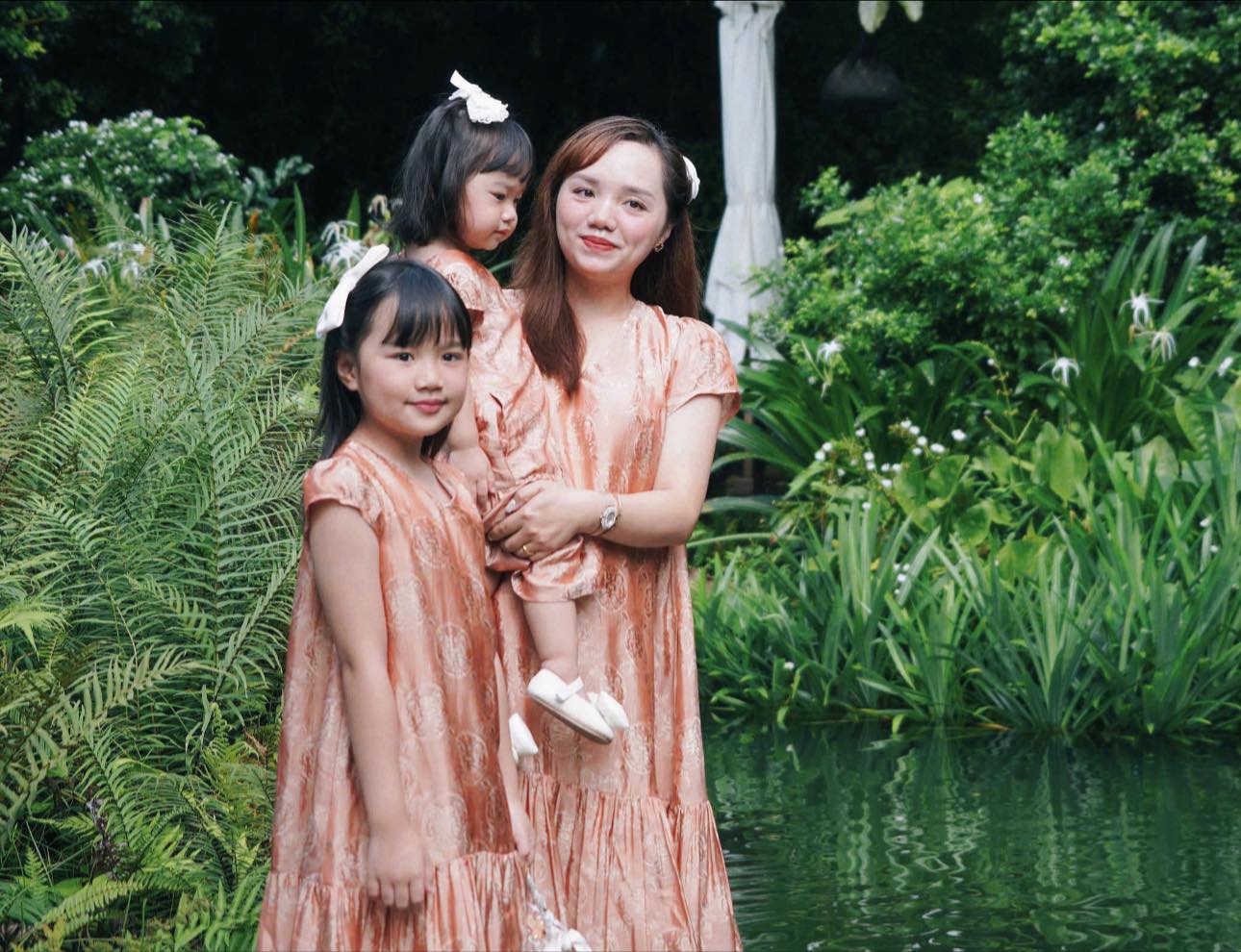[🆕🇻🇳] Áo Dài Mẹ và Bé Kengin – Áo dài cho mẹ, cho bé, cho cả nhà mình  👕 Top1Fashion 👗  | 𝙆𝙀𝙉𝙂𝙄𝙉 𝗖𝗨𝗦𝗧𝗢𝗠𝗘𝗥’𝗦 𝗙𝗘𝗘𝗗𝗕𝗔𝗖𝗞 |Xin được cảm ơn Gia đình chị 𝑯𝒐𝒂 𝑽𝒂̂𝒏 𝑨𝒏𝒉 đã yêu thương và lựa chọn 𝙆𝙀𝙉𝙂𝙄𝙉 đồng hành cùng chị và gia đình trong những dịp t , shares-1✔️ , likes-14❤️️ , date-2025-07-15 23:16:31🇻🇳🇻🇳🇻🇳📰🆕